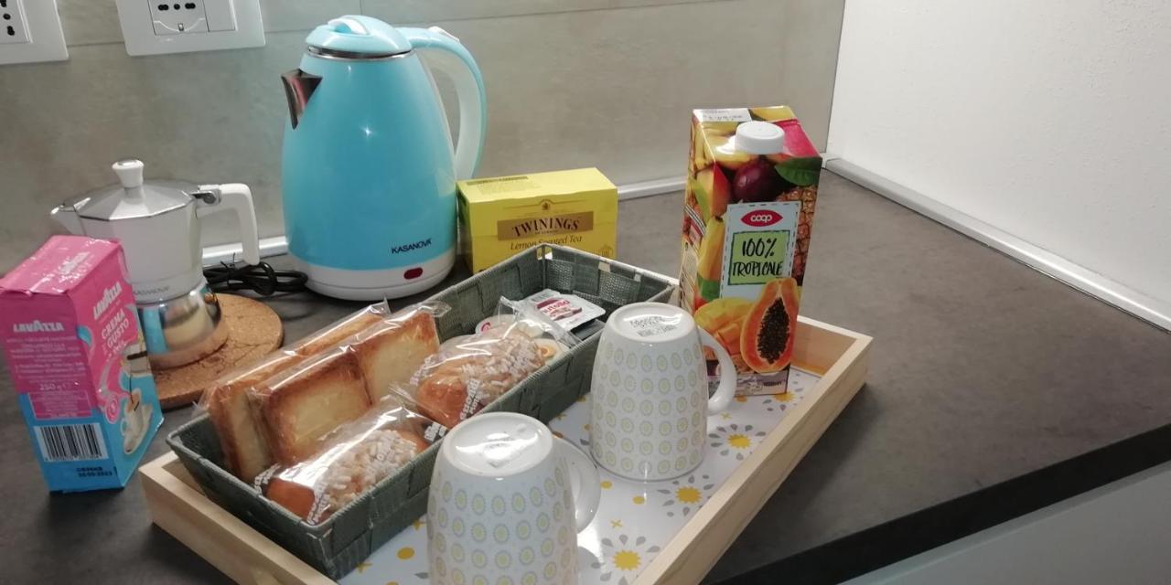 Grigio Perla Panigale, Villetta Con Giardino E Parcheggio Privato Fino A Tre Posti Auto - Un Oasi Di Tranqullita Bologna Exteriör bild