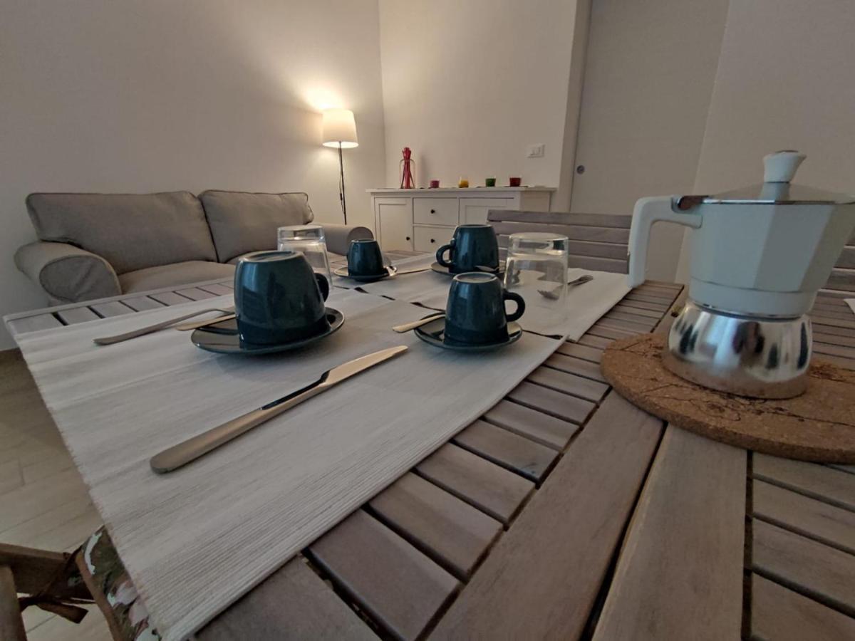 Grigio Perla Panigale, Villetta Con Giardino E Parcheggio Privato Fino A Tre Posti Auto - Un Oasi Di Tranqullita Bologna Exteriör bild
