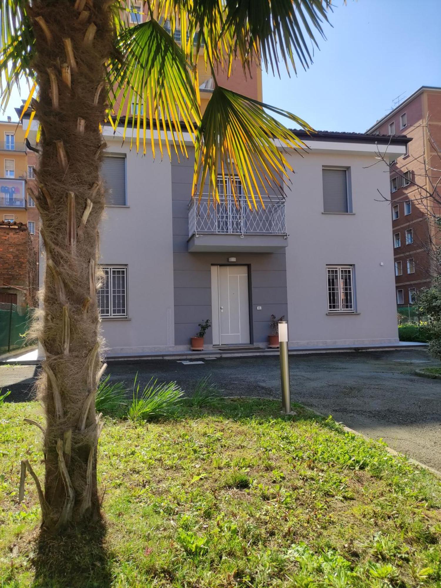 Grigio Perla Panigale, Villetta Con Giardino E Parcheggio Privato Fino A Tre Posti Auto - Un Oasi Di Tranqullita Bologna Exteriör bild